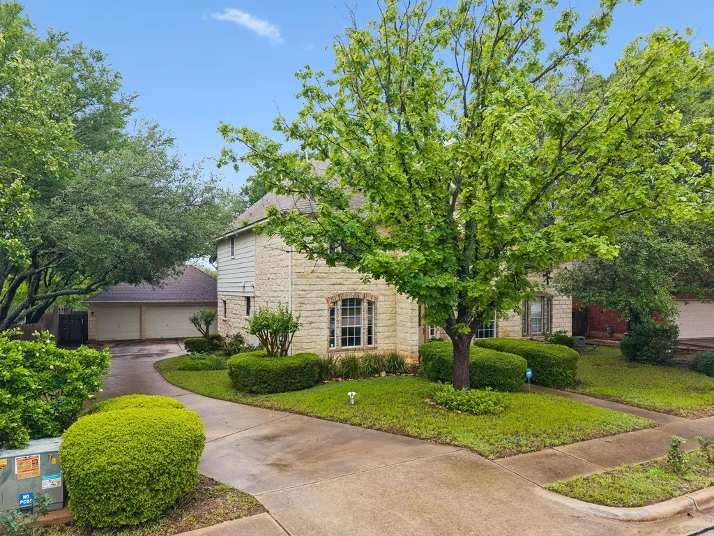 6804 Robert Dixon Drive Austin TX 78749