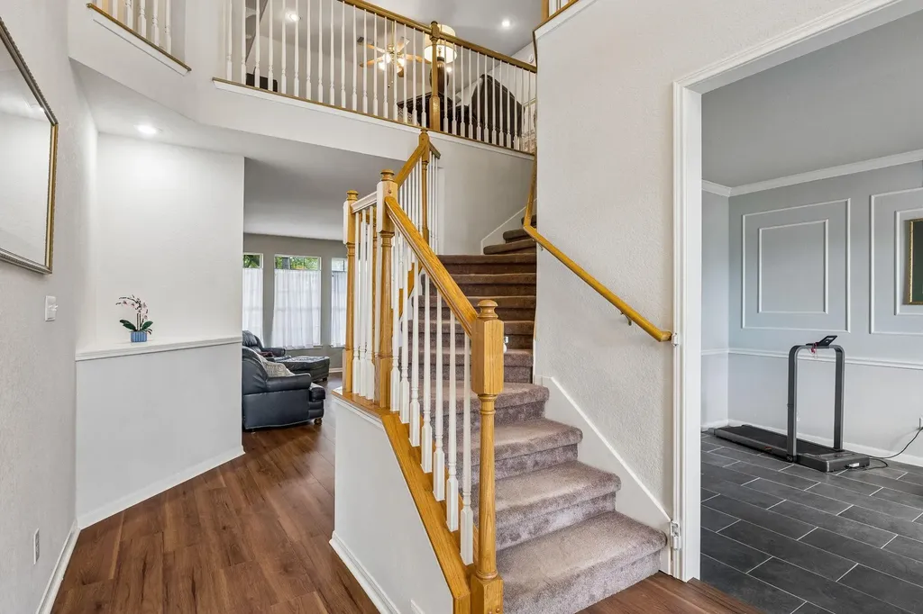 6804 Robert Dixon Drive Austin TX 78749