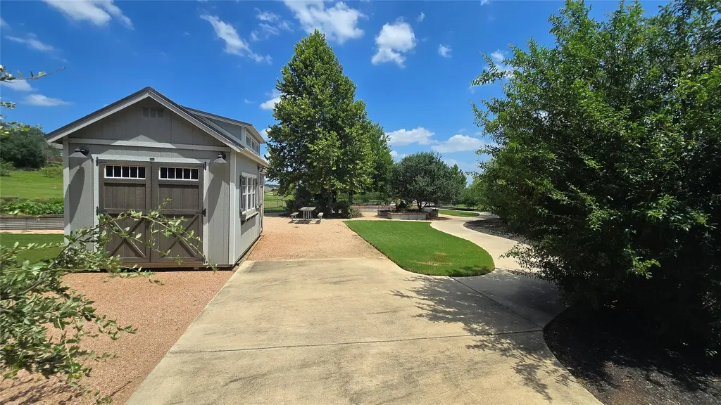 117 Wind Flower Lane Liberty Hill TX 78642