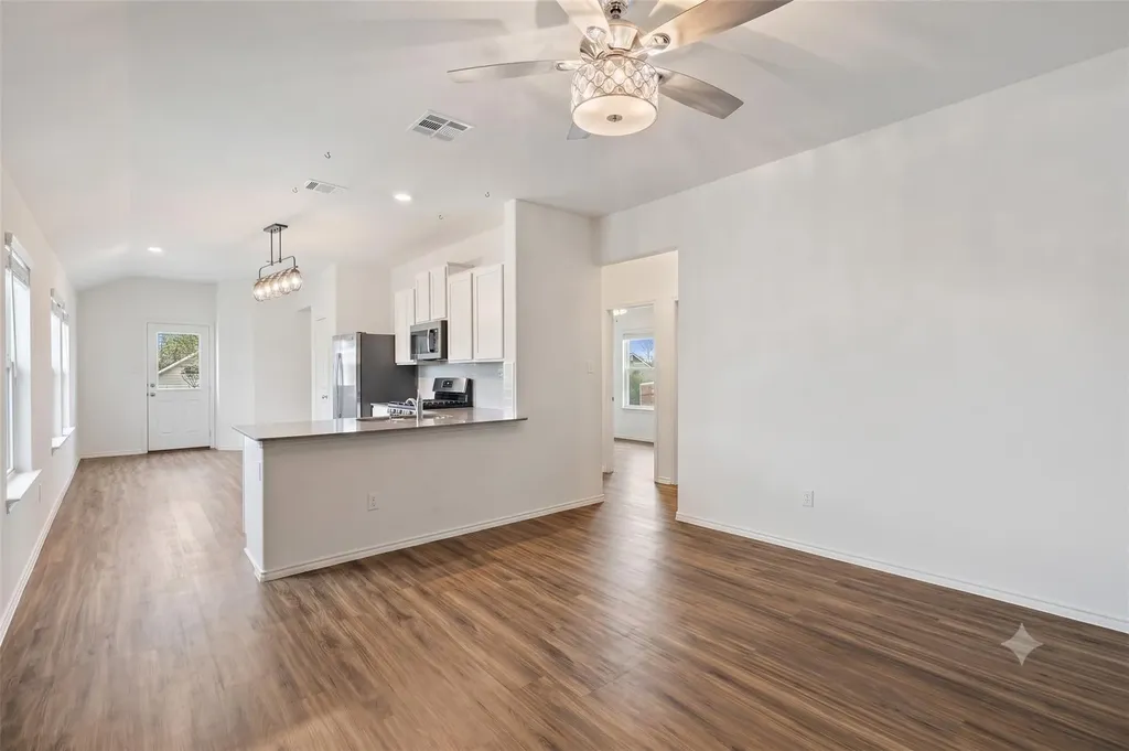 117 Wind Flower Lane Liberty Hill TX 78642