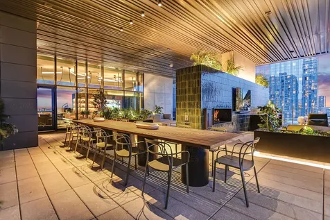 610 Davis Street Austin TX 78701