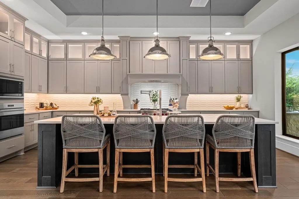 519 Woodside Terrace Austin TX 78738