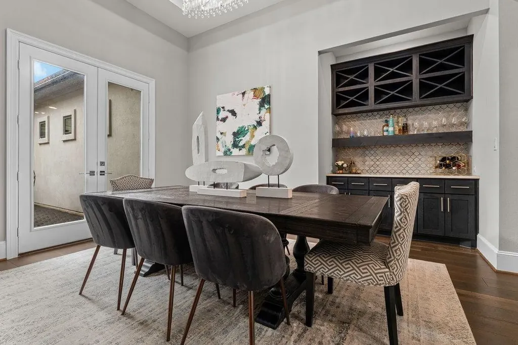 519 Woodside Terrace Austin TX 78738