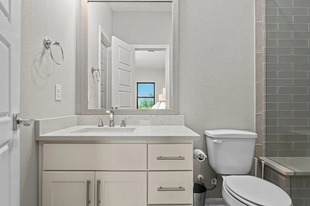 519 Woodside Terrace Austin TX 78738