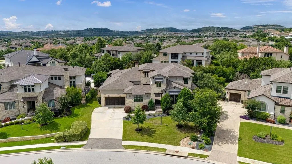 519 Woodside Terrace Austin TX 78738