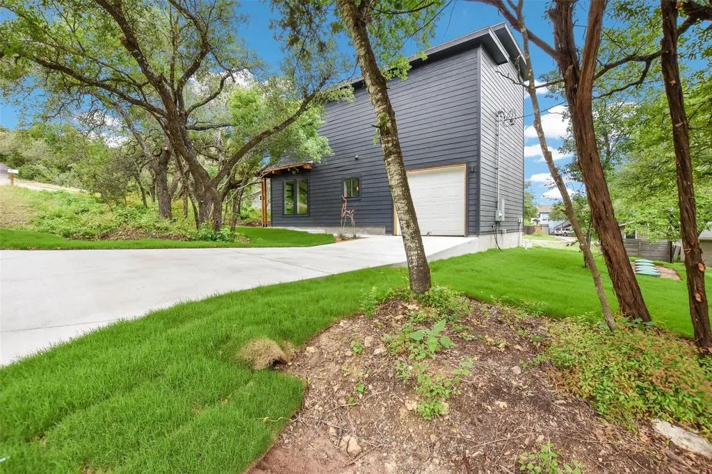 10918 Ridgeway Street Leander TX 78645