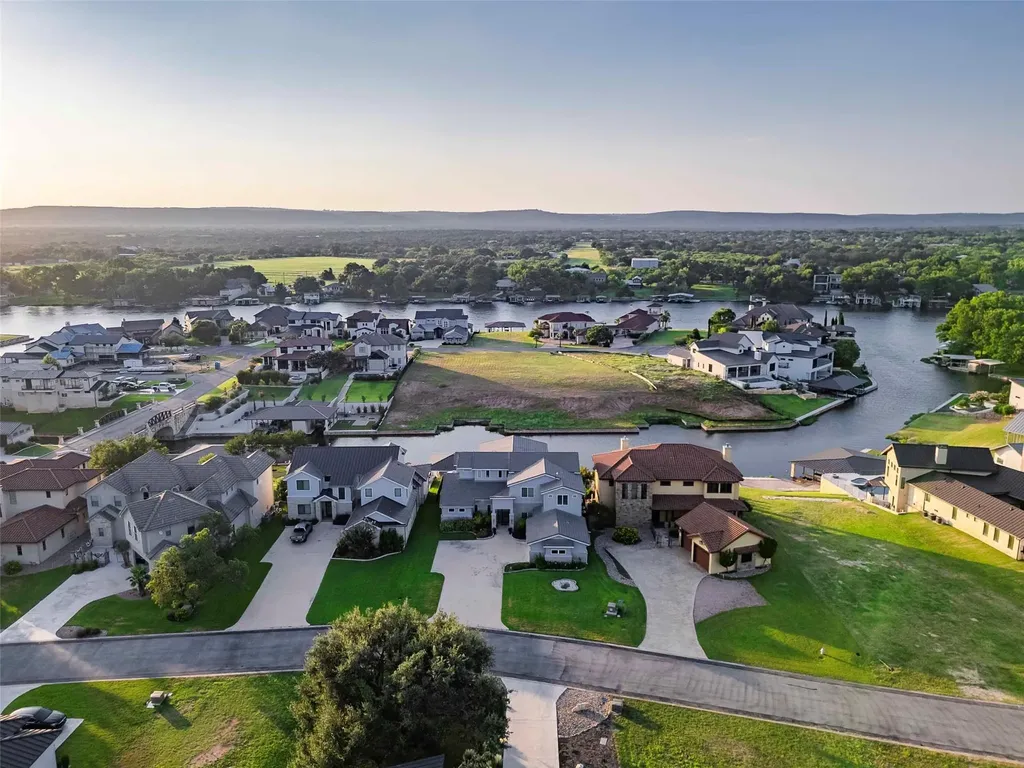 106 Blue Heron Drive Kingsland TX 78639