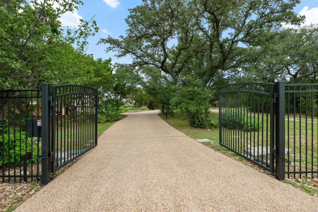 20608 Thurman Bend Road Spicewood TX 78669