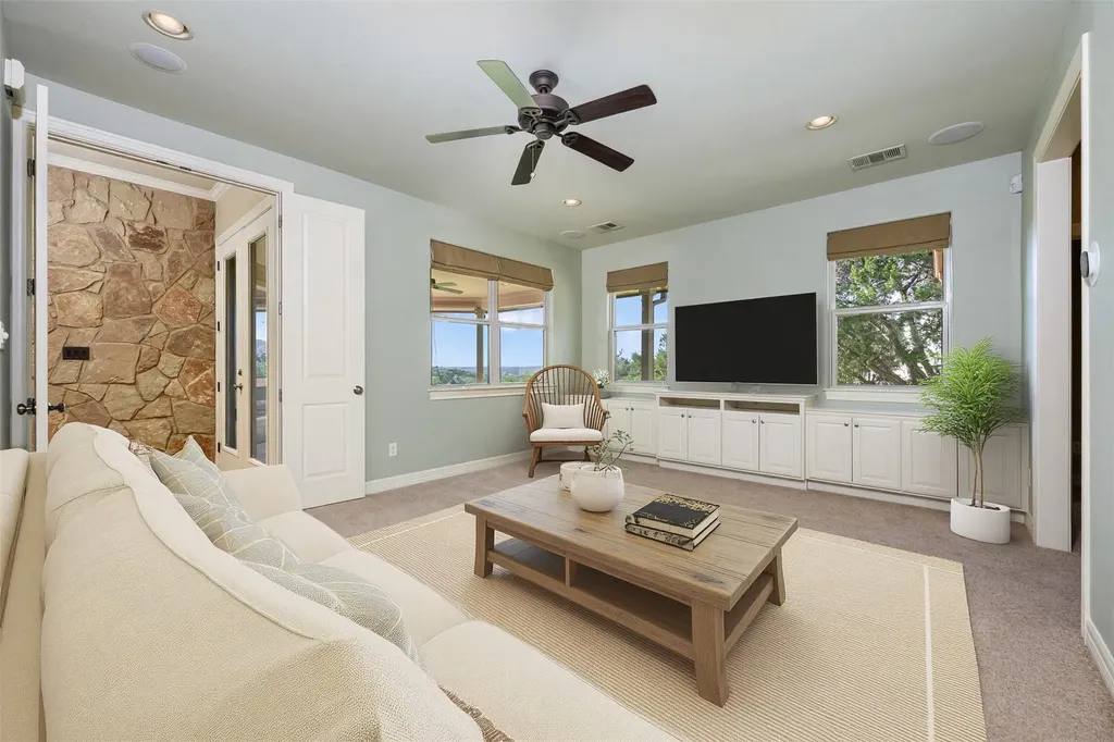 20608 Thurman Bend Road Spicewood TX 78669