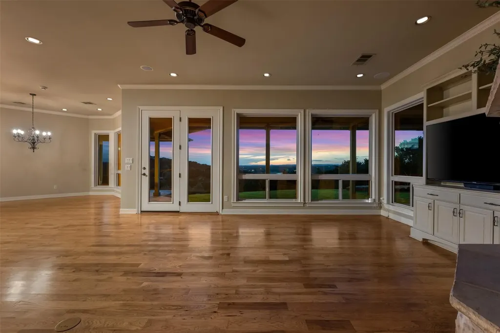 20608 Thurman Bend Road Spicewood TX 78669