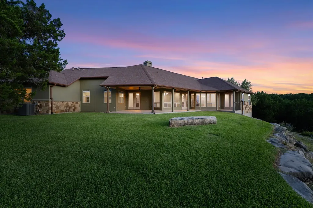 20608 Thurman Bend Road Spicewood TX 78669