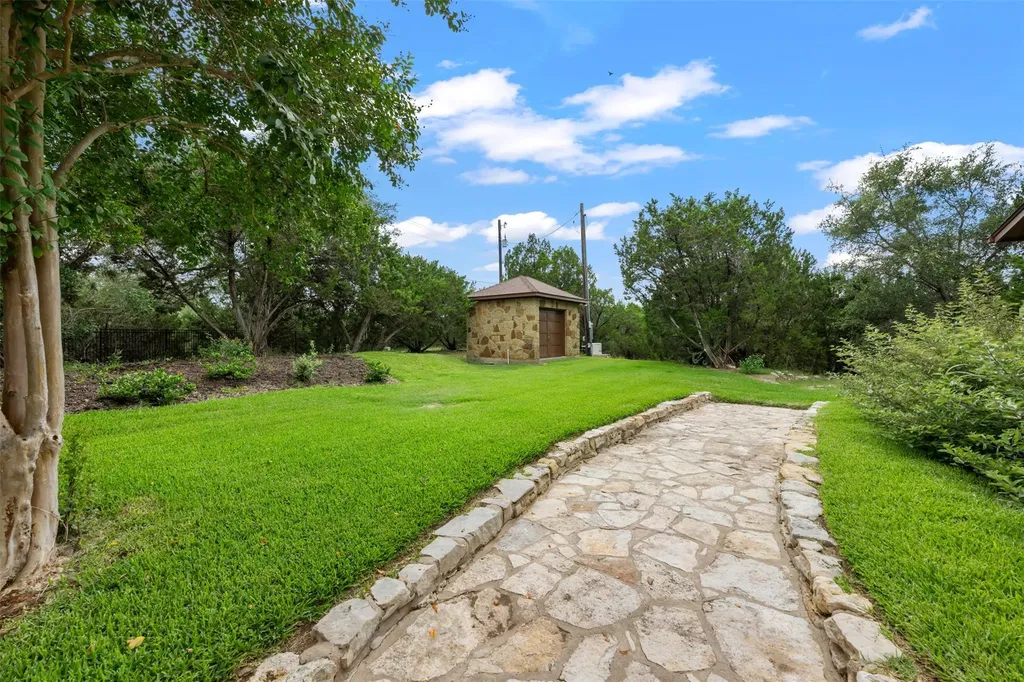 20608 Thurman Bend Road Spicewood TX 78669