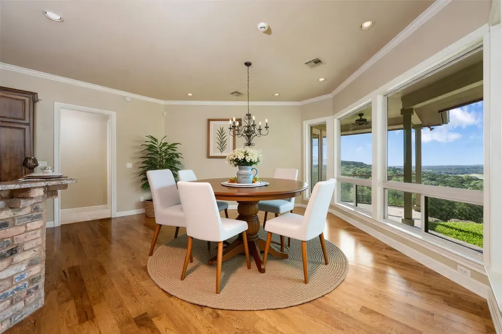 20608 Thurman Bend Road Spicewood TX 78669