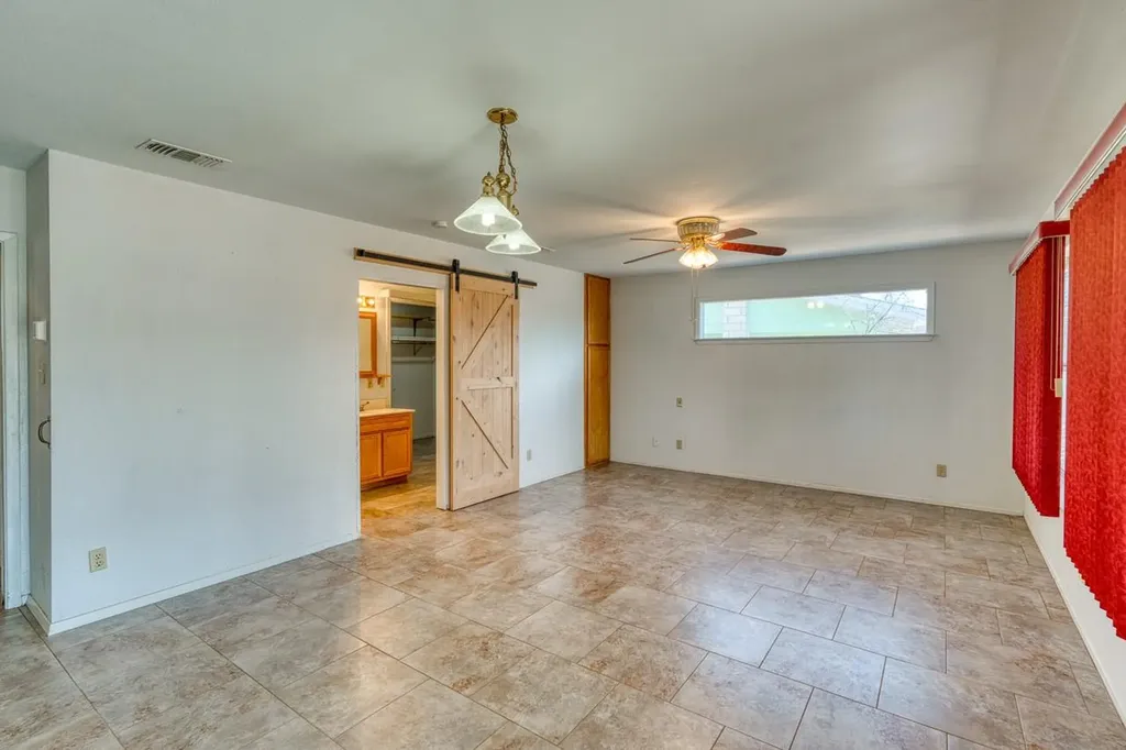310 N Chaparral Burnet TX 78611