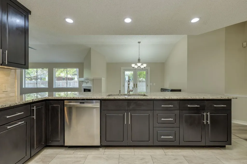 6613 Bramber Lane Austin TX 78754