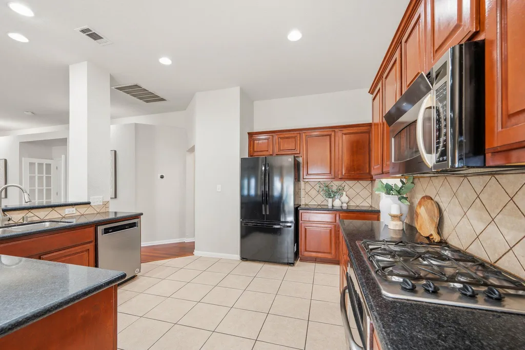 15700 Edenderry Drive Austin TX 78717