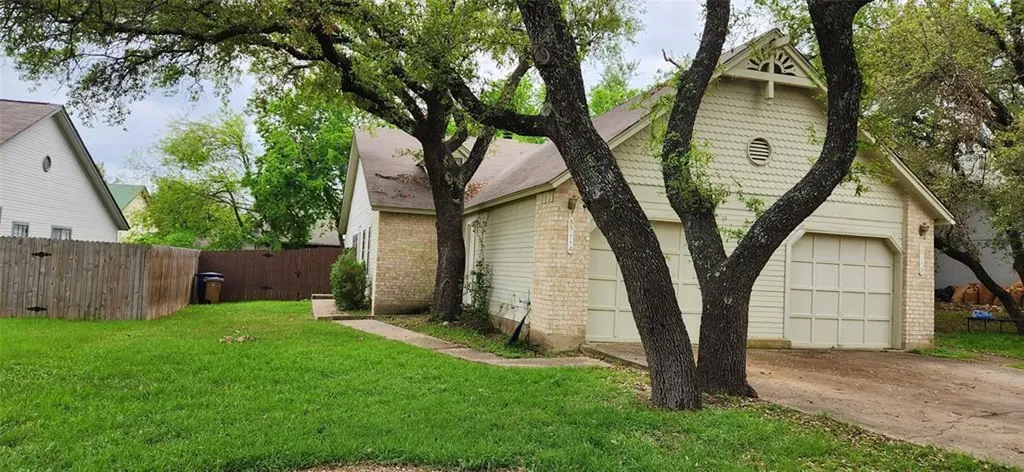 8811 Clearbrook Trail Austin TX 78729