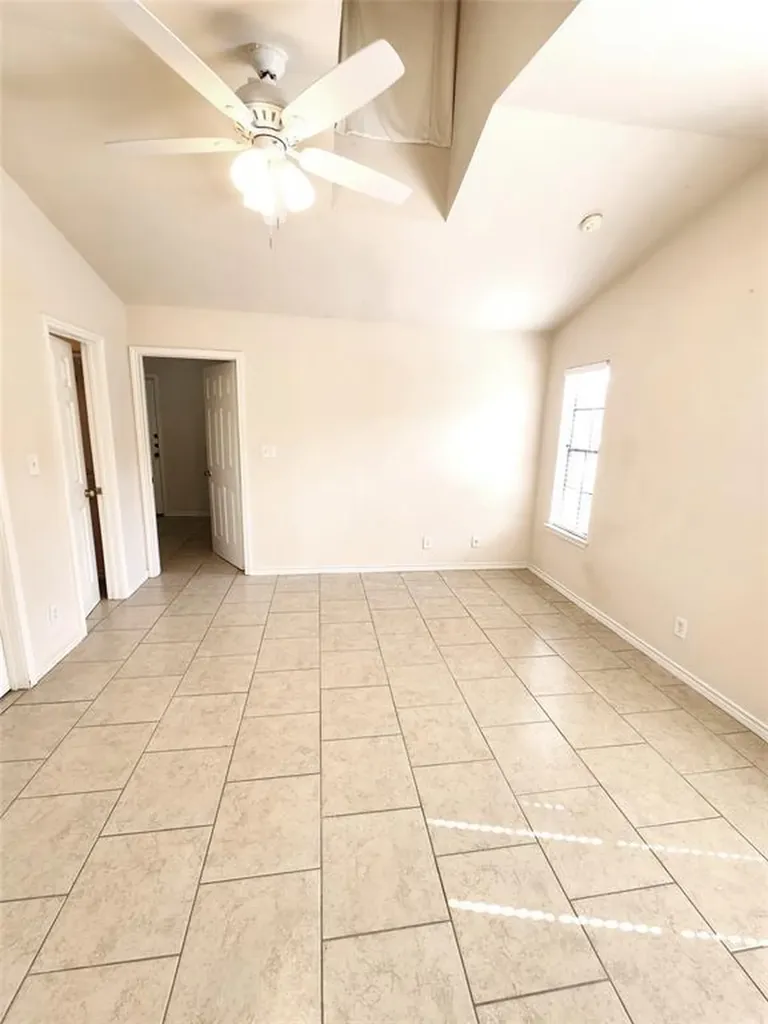 8811 Clearbrook Trail Austin TX 78729