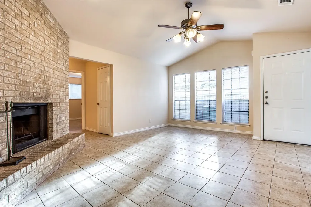 8811 Clearbrook Trail Austin TX 78729