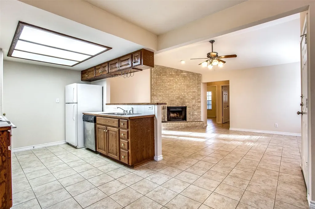 8811 Clearbrook Trail Austin TX 78729