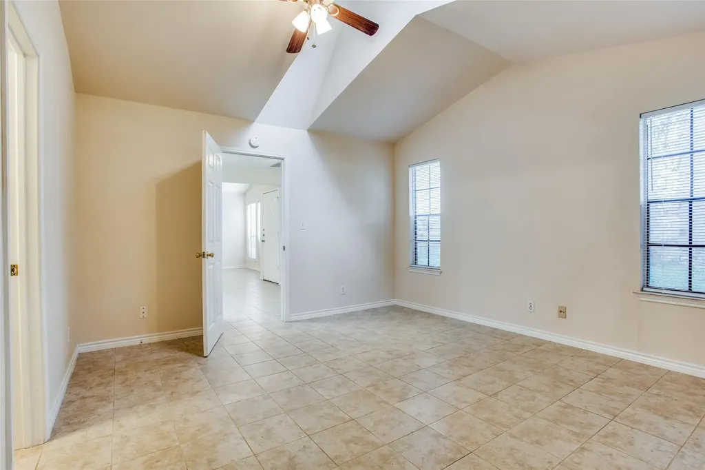 8811 Clearbrook Trail Austin TX 78729