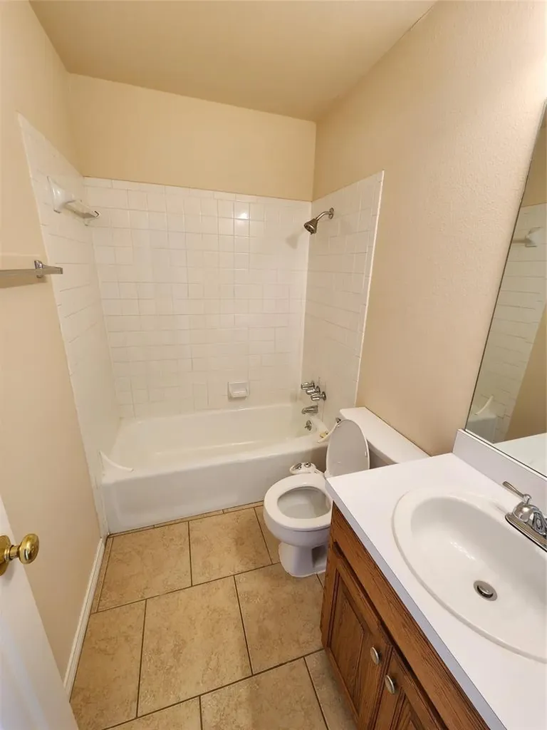 8811 Clearbrook Trail Austin TX 78729