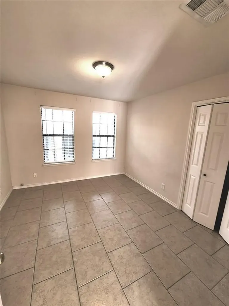 8811 Clearbrook Trail Austin TX 78729