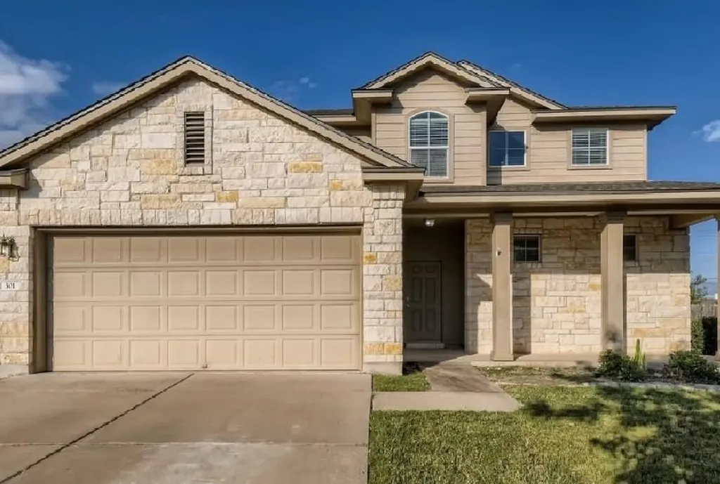 301 Comal Run Hutto TX 78634