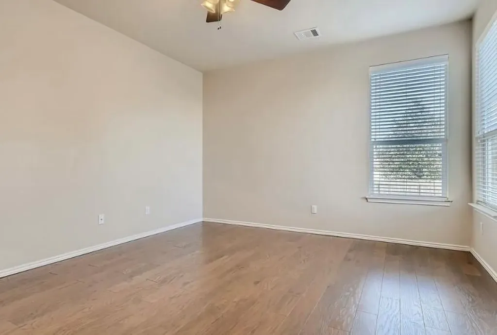 301 Comal Run Hutto TX 78634