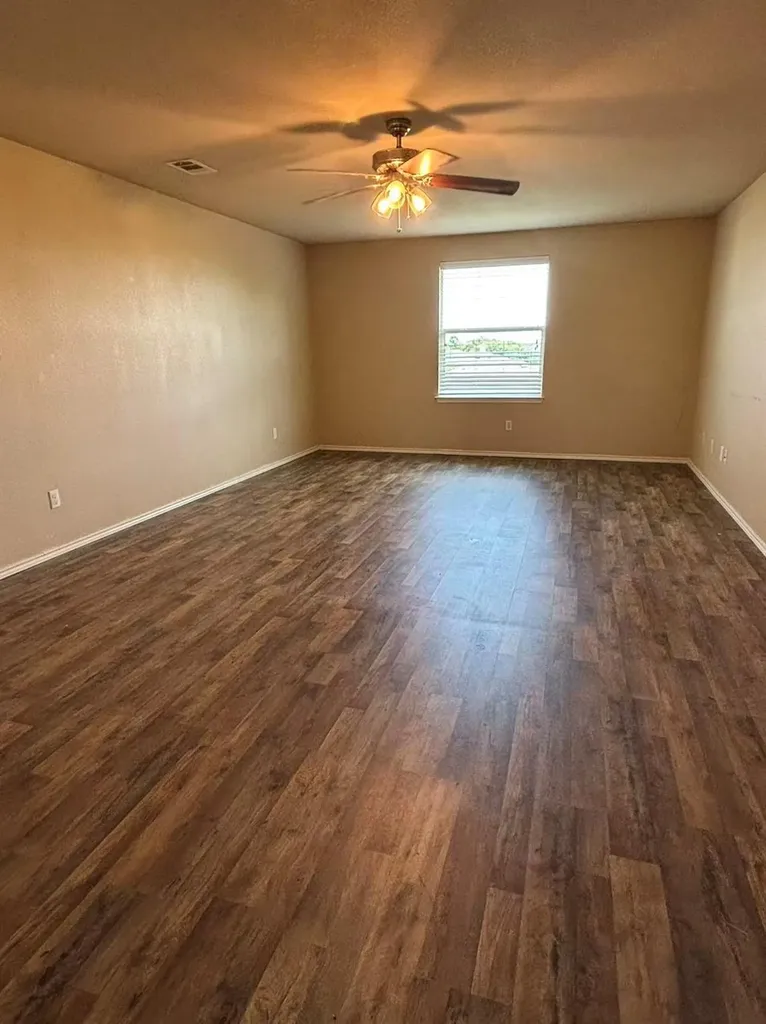 301 Comal Run Hutto TX 78634
