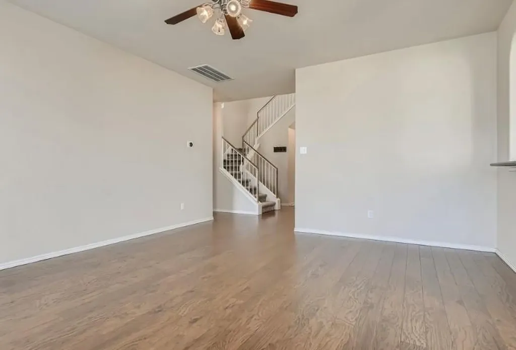 301 Comal Run Hutto TX 78634