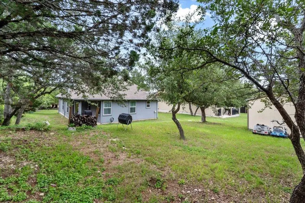 10304 Twin Lake Circle Dripping Springs TX 78620