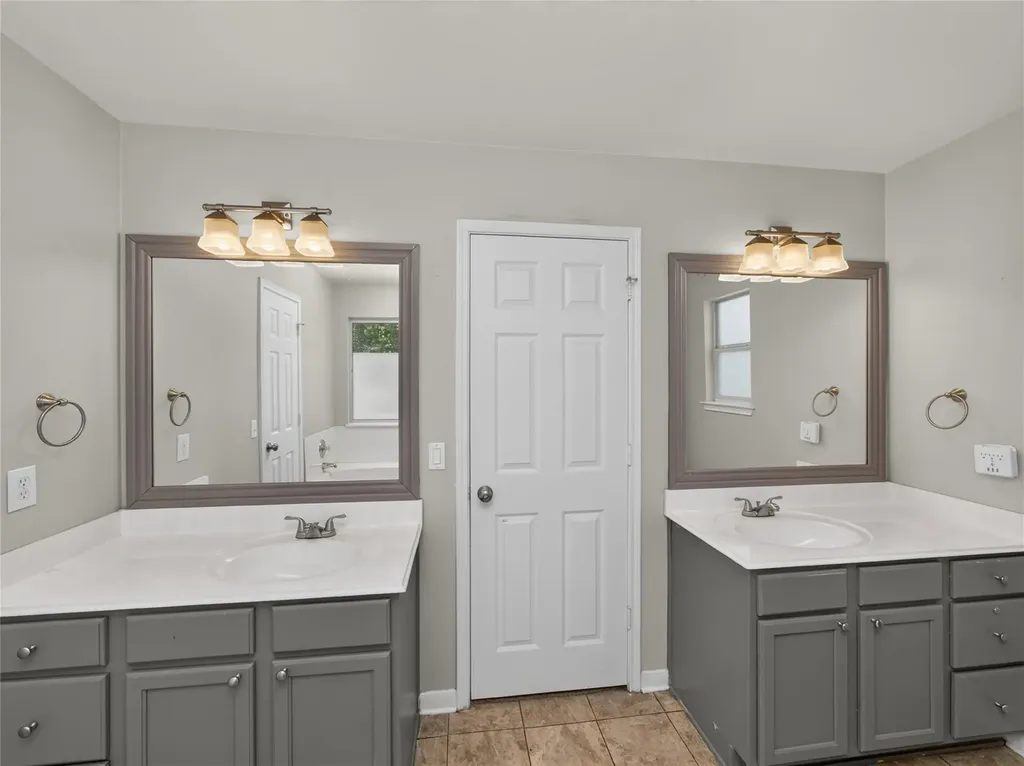 815 Lantana Lane Leander TX 78641