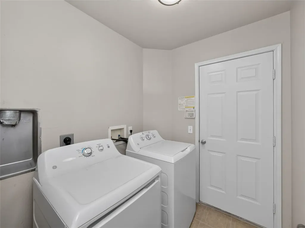 815 Lantana Lane Leander TX 78641