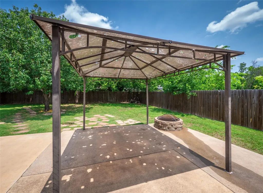 815 Lantana Lane Leander TX 78641