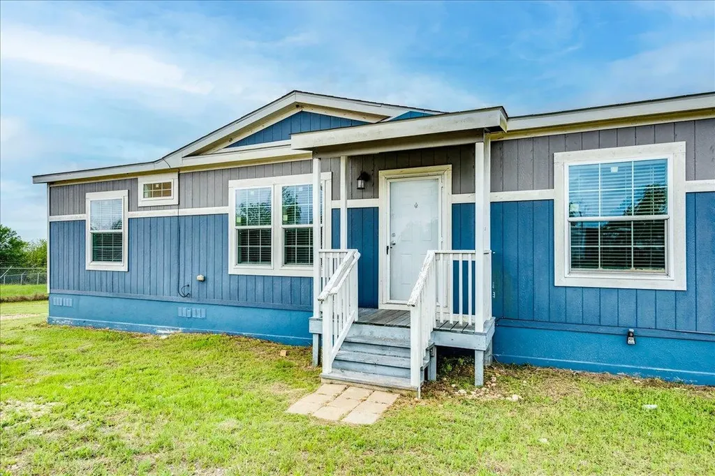 1098 Engelke Road Buda TX 78640