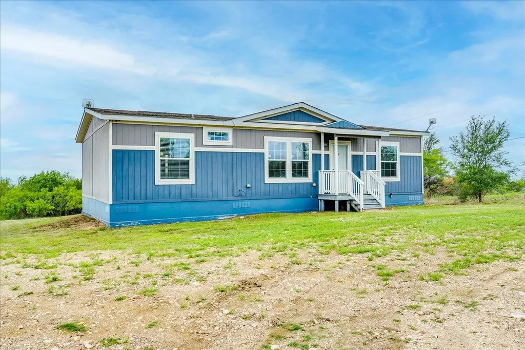 1098 Engelke Road Buda TX 78640