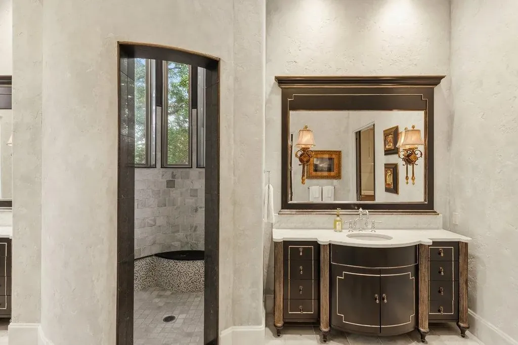 24721 Travis Lakeside Cove Spicewood TX 78669