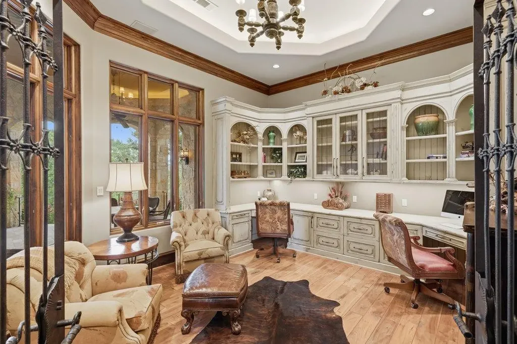 24721 Travis Lakeside Cove Spicewood TX 78669