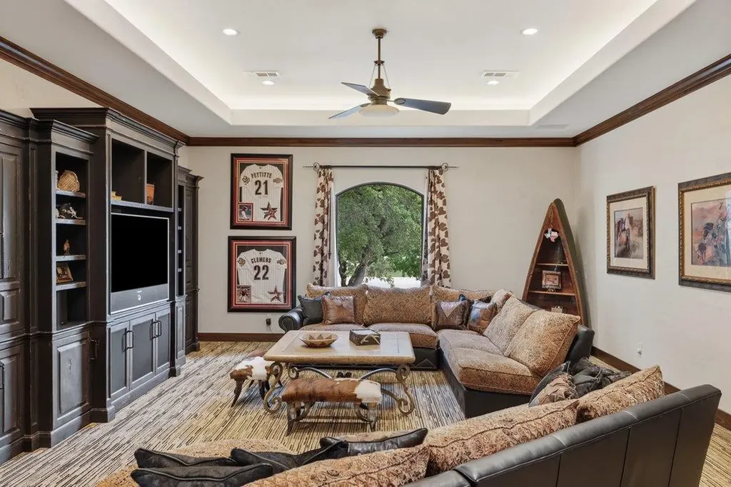 24721 Travis Lakeside Cove Spicewood TX 78669