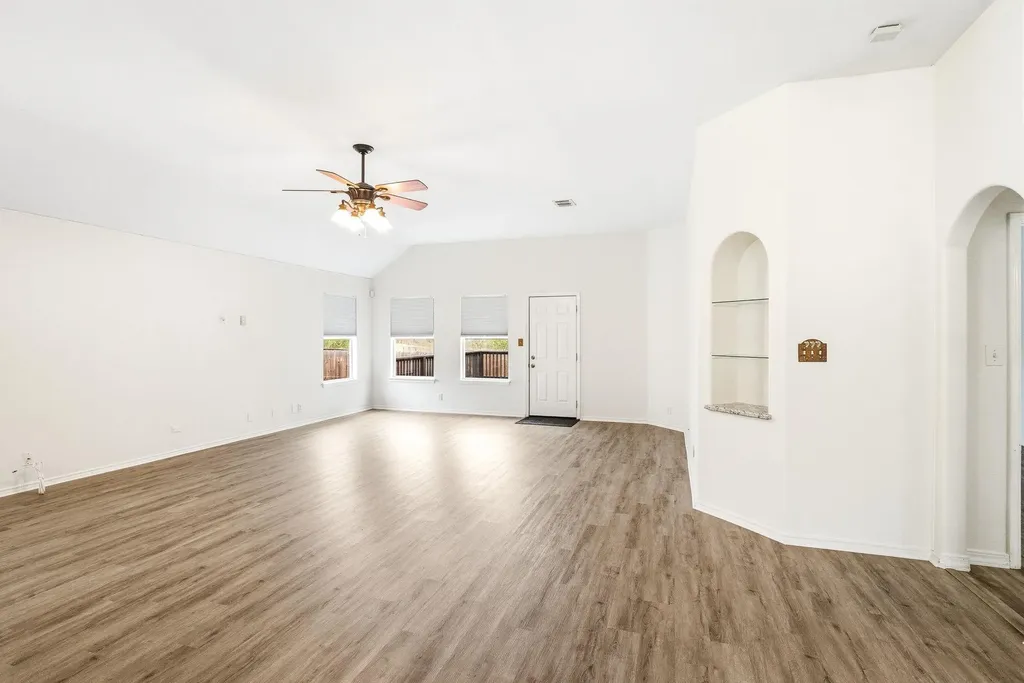 26906 Spiral Canyon San Antonio TX 78261