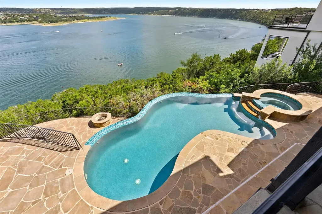 1208 Watercliffe Drive Lago Vista TX 78645