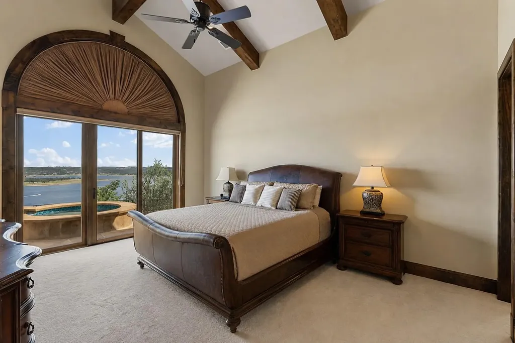 1208 Watercliffe Drive Lago Vista TX 78645