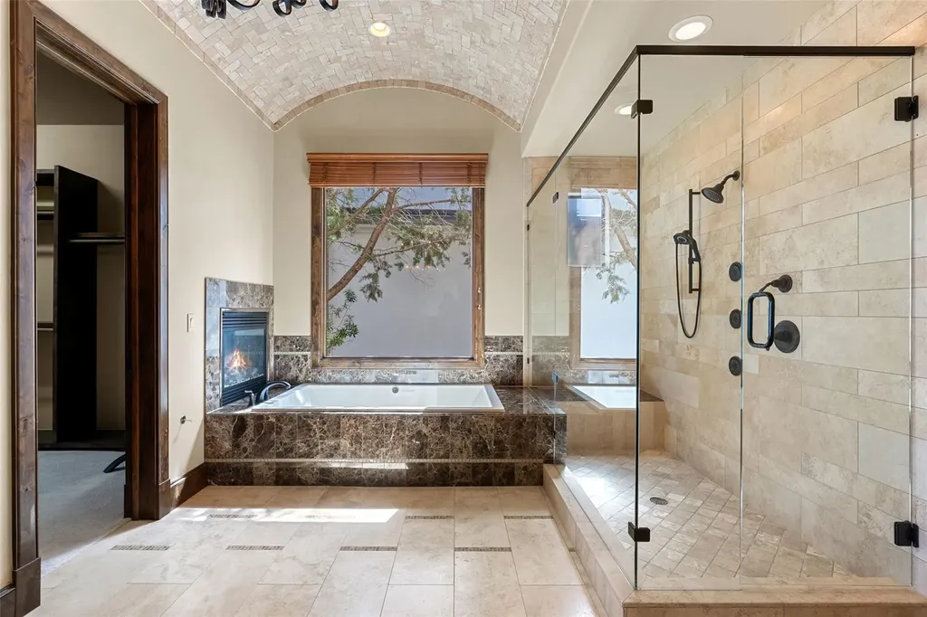 1208 Watercliffe Drive Lago Vista TX 78645