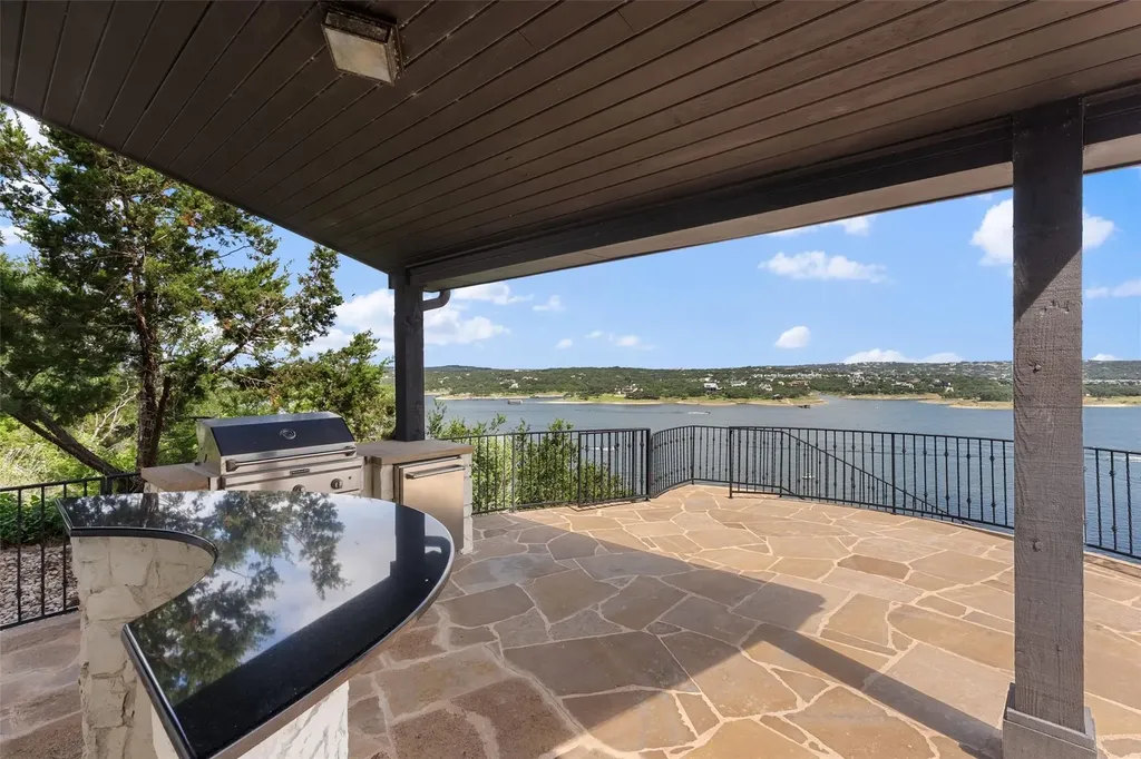 1208 Watercliffe Drive Lago Vista TX 78645
