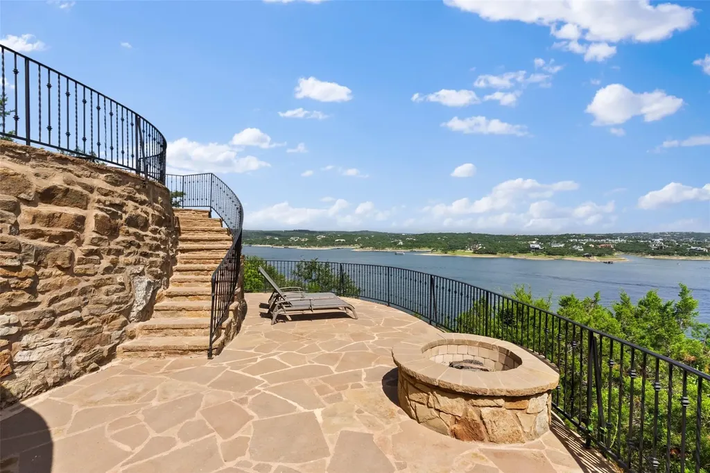 1208 Watercliffe Drive Lago Vista TX 78645