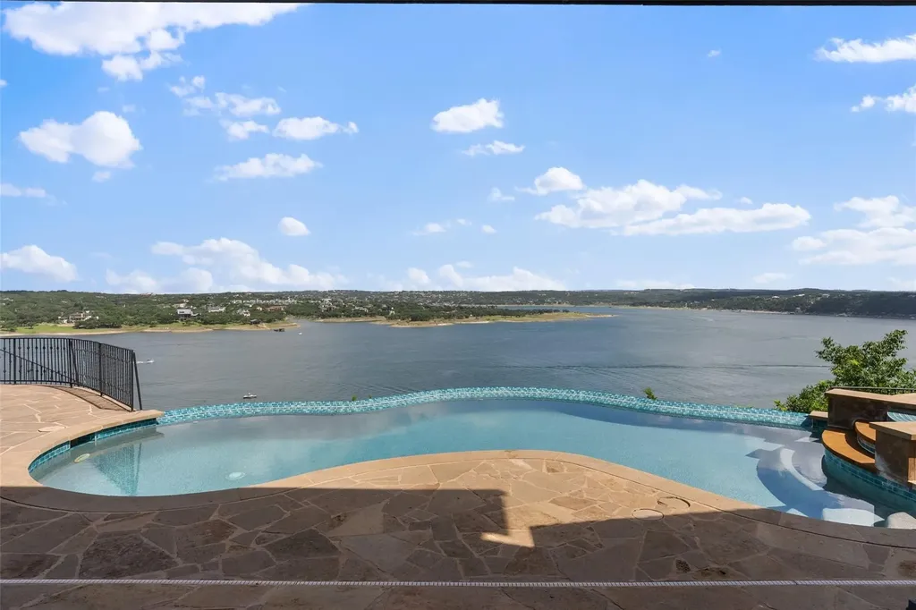 1208 Watercliffe Drive Lago Vista TX 78645