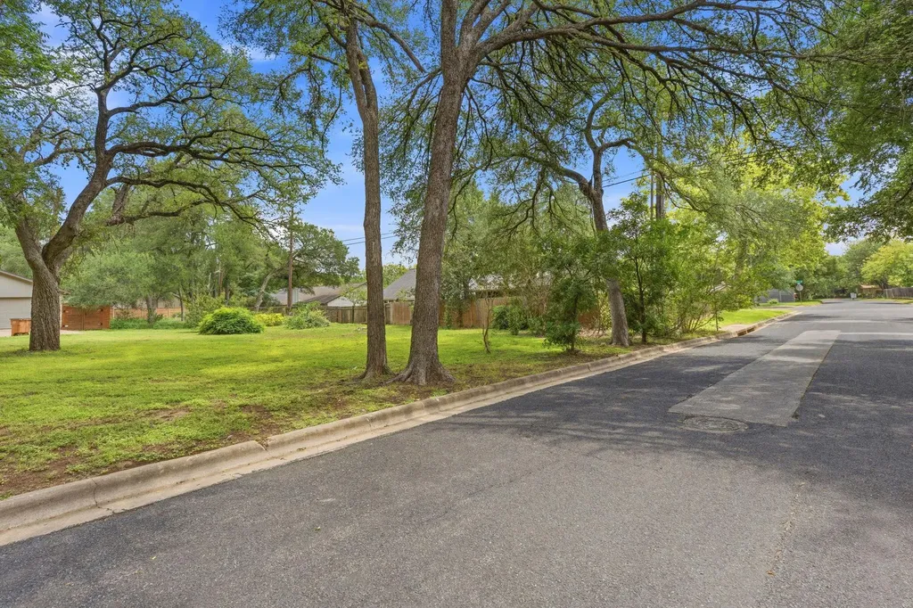 9505 Woodshire Drive Austin TX 78748