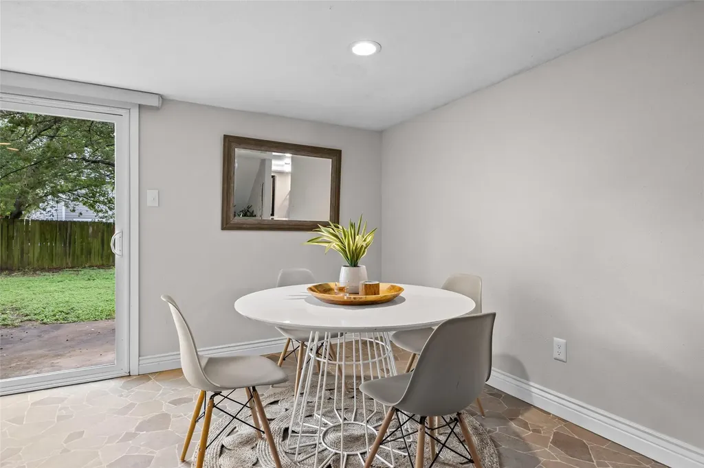 8300 Belclaire Circle Austin TX 78748