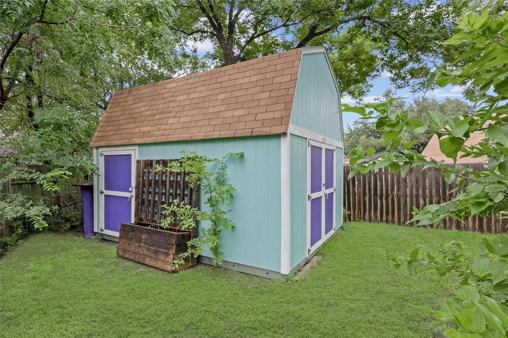 8300 Belclaire Circle Austin TX 78748